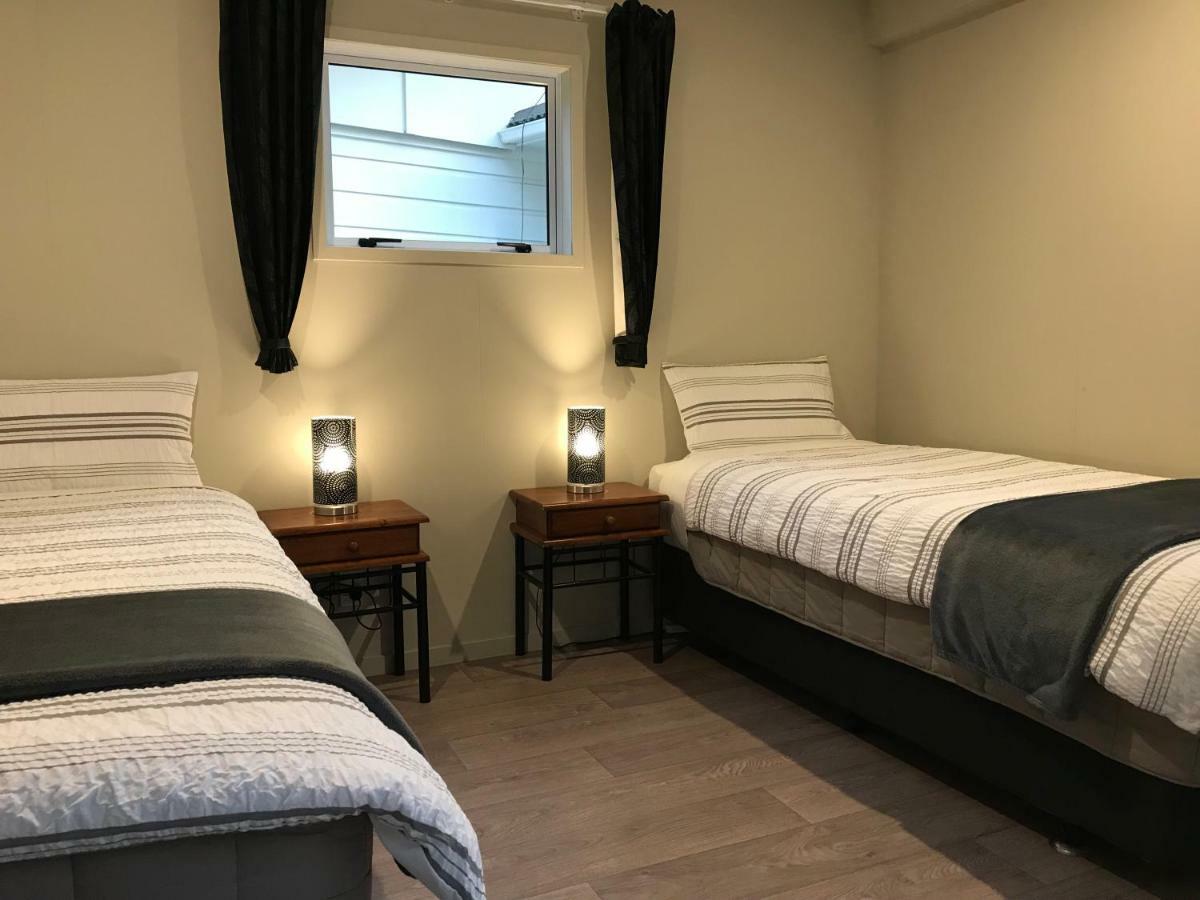 Angie'S Rural Retreat 호텔 Wainuiomata 외부 사진